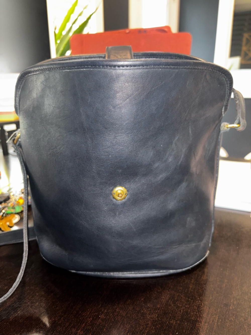 Navy Blue Vintage Coach Nottingham Leather Shoulder Bag with Brass Snap Detail - Picture 2 of 5